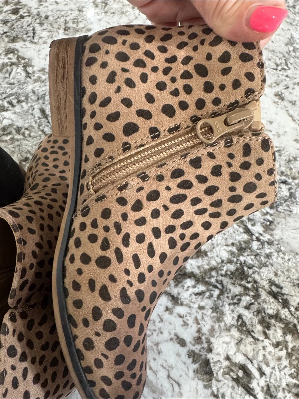 Cat & Jack girls Ankle Boots in Black and Leopard Print